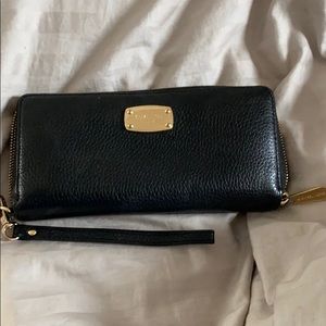 Michael Kors Wristlet